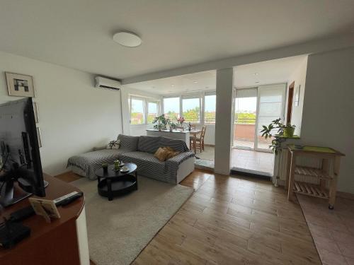 Val Boutique Apartment Terrace & Free Parking