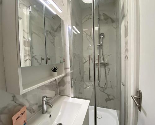 New Suite 125 Mireille Cosy Apartment Paris Center