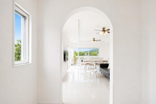 Villa Shallows