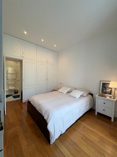 Eiffel Dream Abode