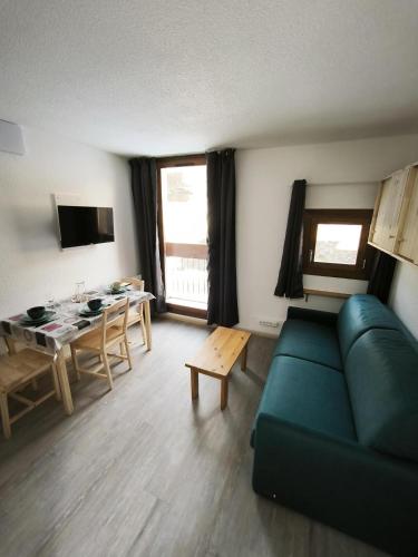 Résidence Roche Blanche - STUDIO 2 PERSONNES EN PLEIN CENTRE DE LA STATION MAE-7794