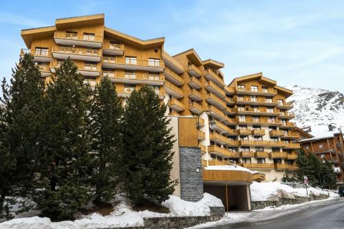 Résidence Roche Blanche - VAL THORENS location: Duplex pour 8 personnes au dernier étage, centre station MAE-9013
