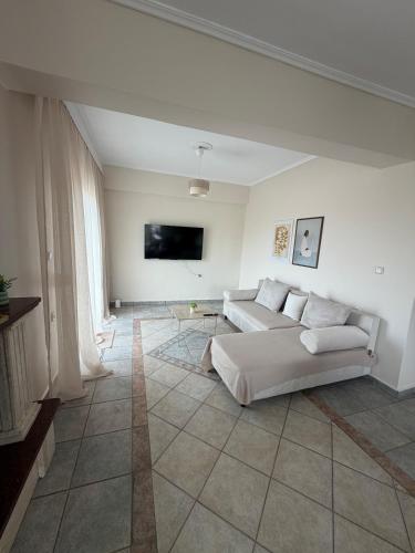 Aura Thessaloniki-Oikies Olga