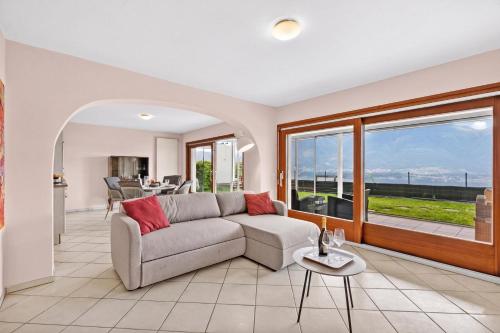 Panoramic Garden Lake View in Locarno Monti - Happy Rentals