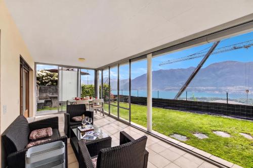 Panoramic Garden Lake View in Locarno Monti - Happy Rentals