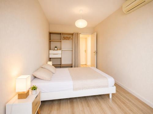 Centre Juan les Pins 2 Terrasses 6 pers