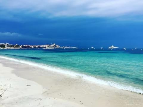 Centre Juan les Pins 2 Terrasses 6 pers