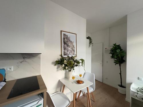 New 912 Suite Camille Cosy Apartment Paris Center