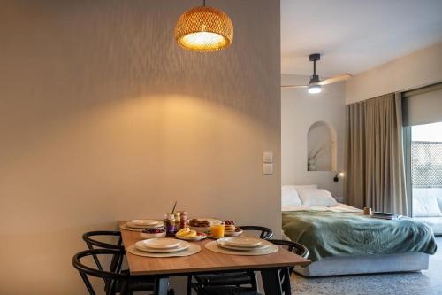 Bright & Earthy Apartment, Heart of Psirri
