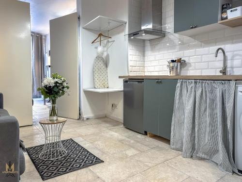 Montmartre Apartments - Androuet