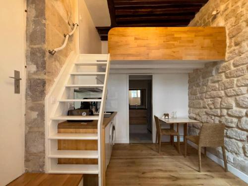 Romantique petit duplex au cœur du Marais