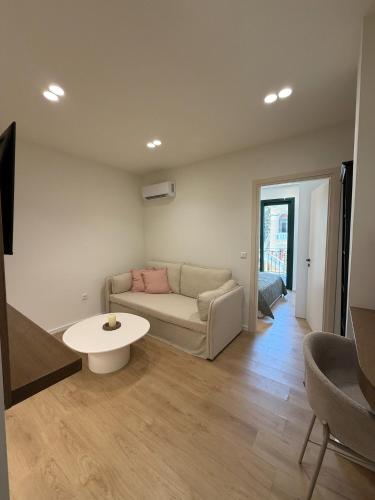 PANDEMI Luxury Living