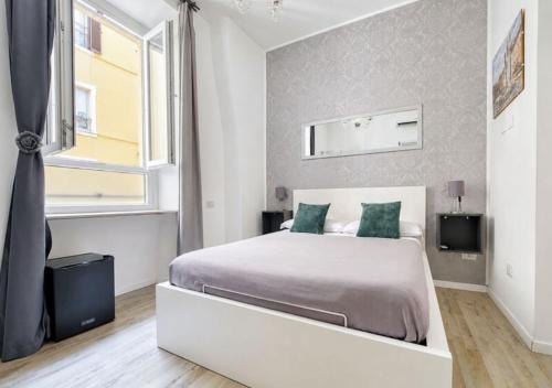 Inside Roma Rooms by DOT Suites