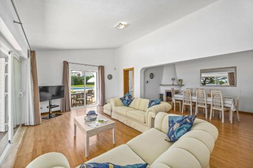 Villa Pinehill by Villa Plus