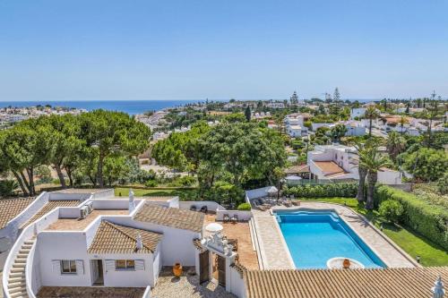 Villa Pinehill by Villa Plus