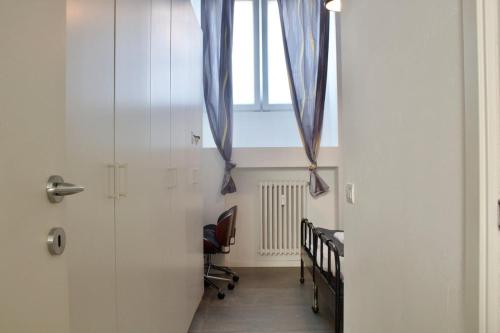 Lovely 1-Bed Nest Steps to Romolo M2