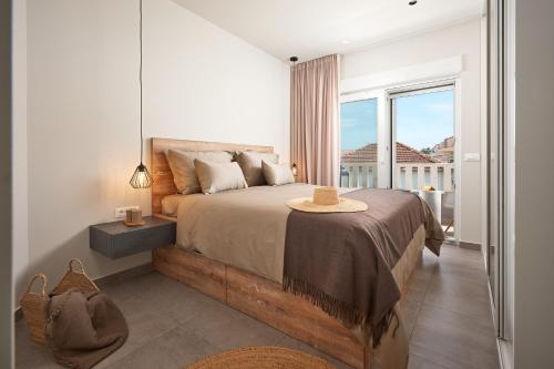 Apartments by the sea Slatine, Ciovo - 27947