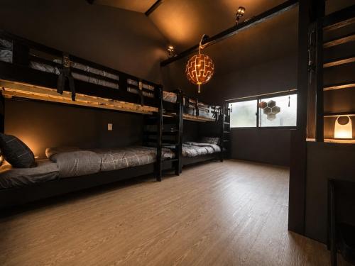 Kujo Station 3 min Private Manga Loft 6 Osaka Guests Ninja House