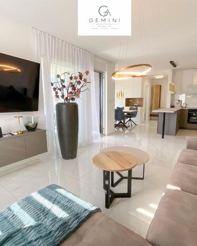 Gemini Apartments Krk - modern, ruhig gelegen und doch zentral