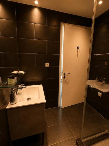 Supreme Serenity Suite