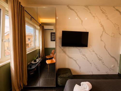 Athenean Heaven Deluxe Suite