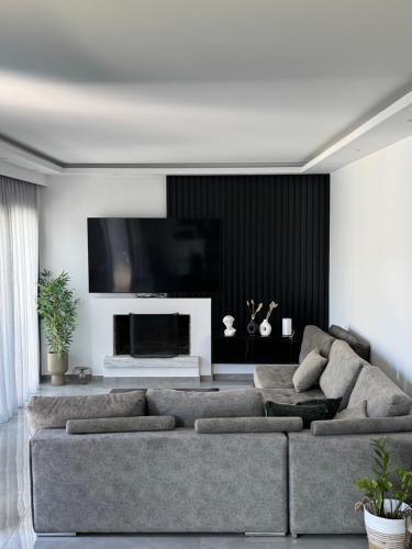Araucaria luxury villa
