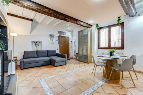 Terracotta & Wooden Beams Style in Historic Center of Rome