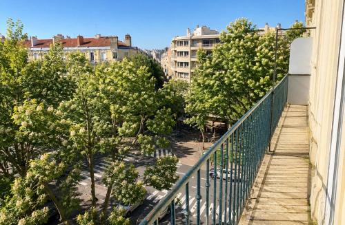 Saxe Gambetta - Spacieux 80m lumineux - 2 chambres balcon