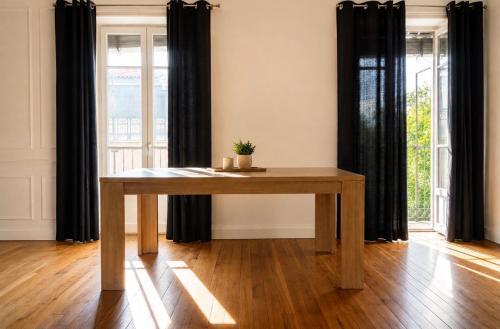 Saxe Gambetta - Spacieux 80m lumineux - 2 chambres balcon