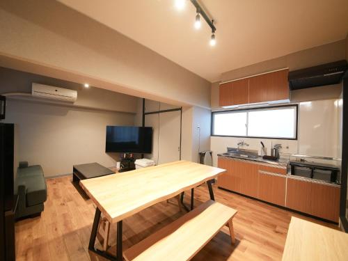 Tasone Stay OSAKA FYJ705