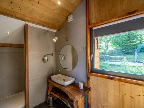 Chalet spacieux, parking - 14 pers.