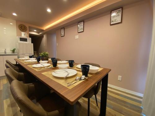 BM47 Elizabeth Garden 3