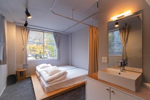 Tasone Stay OSAKA MRB1
