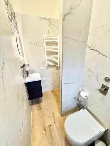 Mini Suite 2 - Direct M3 Metro Access to Duomo & Milano Centrale