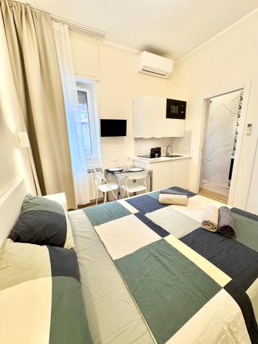 Mini Suite 2 - Direct M3 Metro Access to Duomo & Milano Centrale