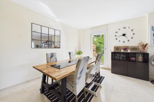 Duquesa Bella Vista - with pool and private garden