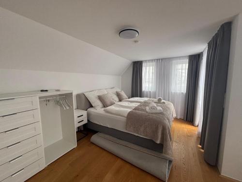 3 BDR - Apartment Crystal, near Schönbrunn Palace