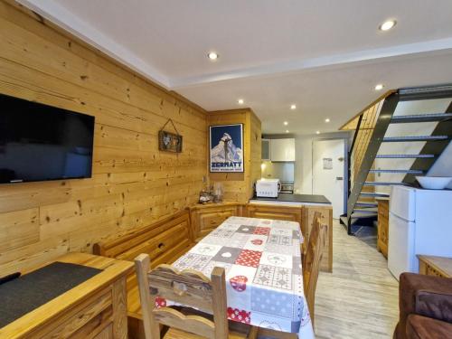 Résidence Archeboc - Très beau duplex entièrement rénové pour 4 personnes dans le village de Charmettoger, proche des pistes MAE-2116