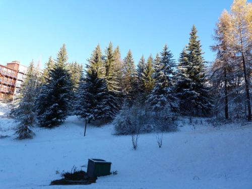 Résidence Aiguille Grive Bat Iii - Appartement 3 pièces 8 personnes en duplex, skis aux pieds, dans le village de Charmettoger à Arc 1800 MAE-2171