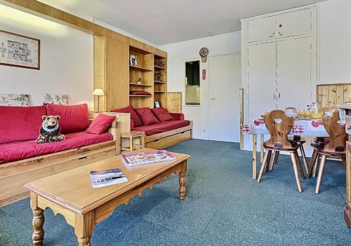 Résidence Le Bec Rouge - Studio 4 personnes à Tignes ski aux pieds et proche des commerces dans le quartier du Lac. Vue imprenable sur le Lac. MAE-2118