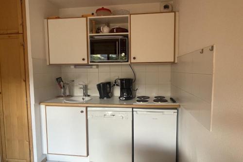 Résidence Le Cristal - Appartement 2 pièces 4 personnes situé à Méribel centre avec piscine extérieure et proche des commerces MAE-2134