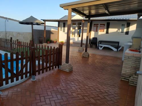 Casa con piscina privada solo familias y pareja no aceptamos grupos jovenes