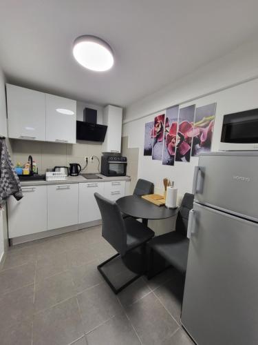 Apartmani i sobe Mara