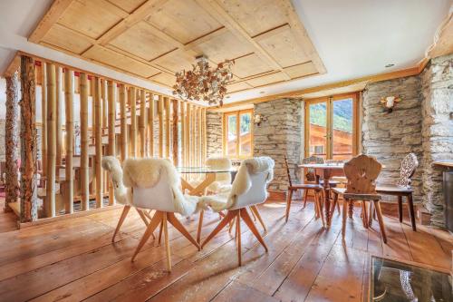 Stegmatte - Unique luxury triplex apartment for 10 persons