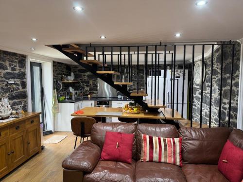 Casa do Avô Abel - Rustic Charm with Modern Touch