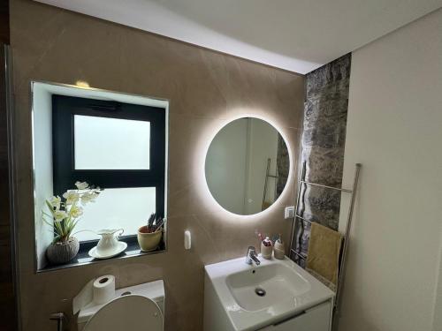 Casa do Avô Abel - Rustic Charm with Modern Touch