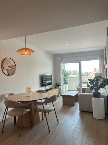 Modern apartment with pool in Estepona