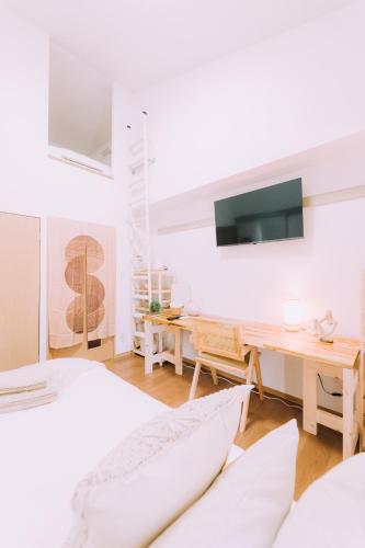 Japandi 7 1BR Prime City Location Near Station