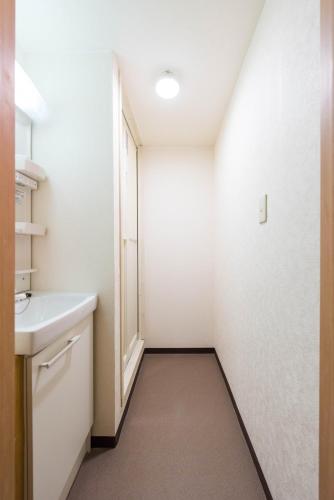 201 Direct access to Asakusa Temple # Convenient access to Skytree and Shinjuku Station # 4-minute walk from Morishita Station