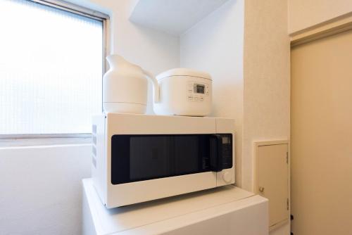 402Direct access to Asakusa Temple # Convenient access to Skytree and Shinjuku Station # 4-minute walk from Morishita Station